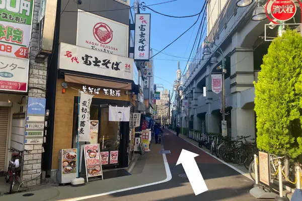 学芸大学駅からお店までの行き方①